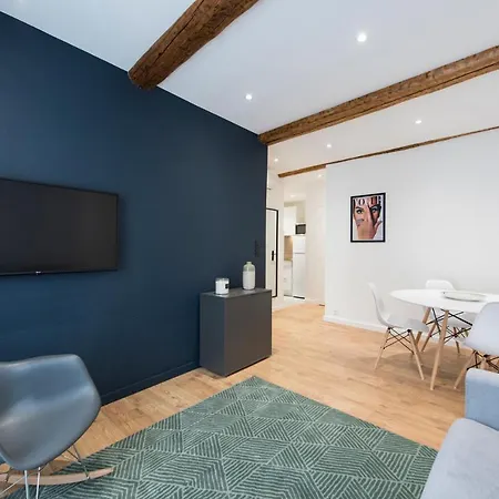 1 Neuf Sur Le Port A Cote De La Apartment