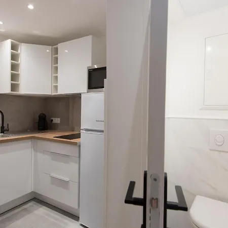 1 Neuf Sur Le Port A Cote De La Apartman